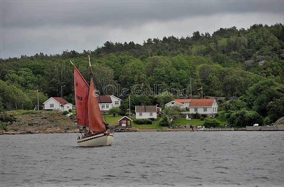 Seilskøyte i Kjøkøysundet , Kråkerøy