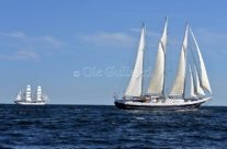 Skonnerten «Eendracht» og barken «Statsraad Lehmkuhl» på vei til Fredrikstad. Her i Ytre Oslofjord